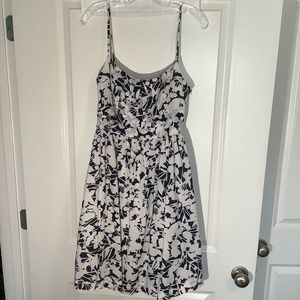 New York Company Ladies Lined Summer Spaghettini Strap Dress White/Blue Size 4